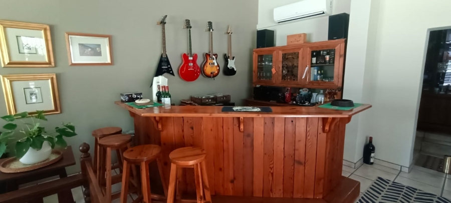 5 Bedroom Property for Sale in Kuruman Northern Cape